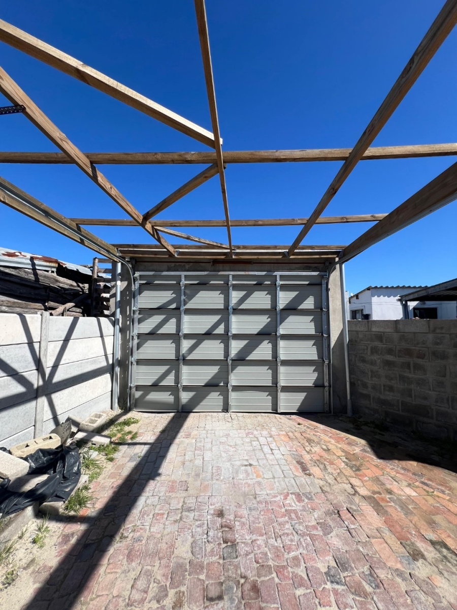  Bedroom Property for Sale in Kalkfontein Western Cape
